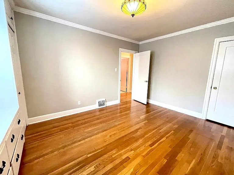 1127 Clark Way — Photo 33