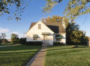 724 Parkview Rd, Green Bay, WI 54304