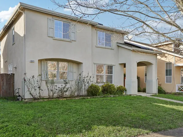 2623 Rosevine Lane, Santa Rosa, CA 95407