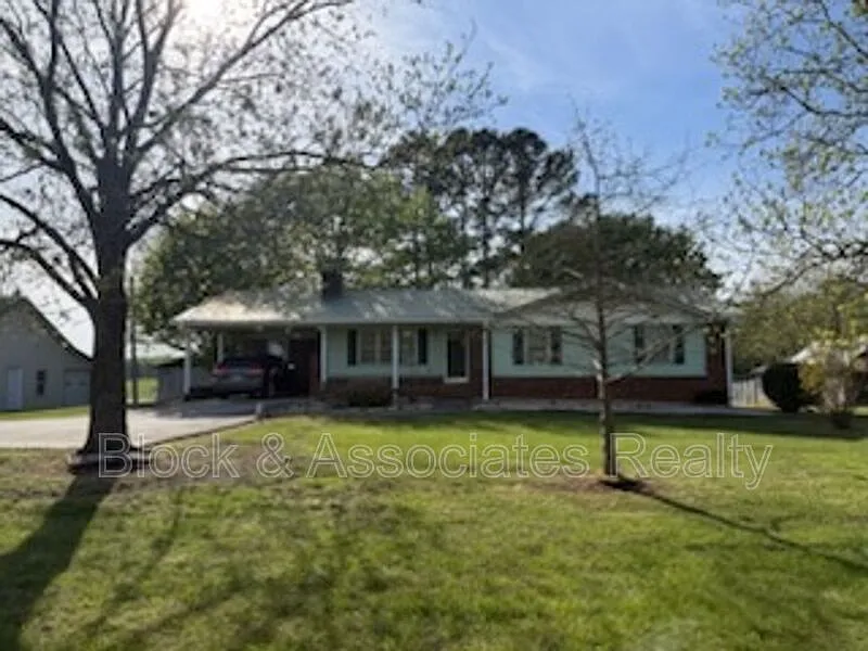 7176 New Hope Rd