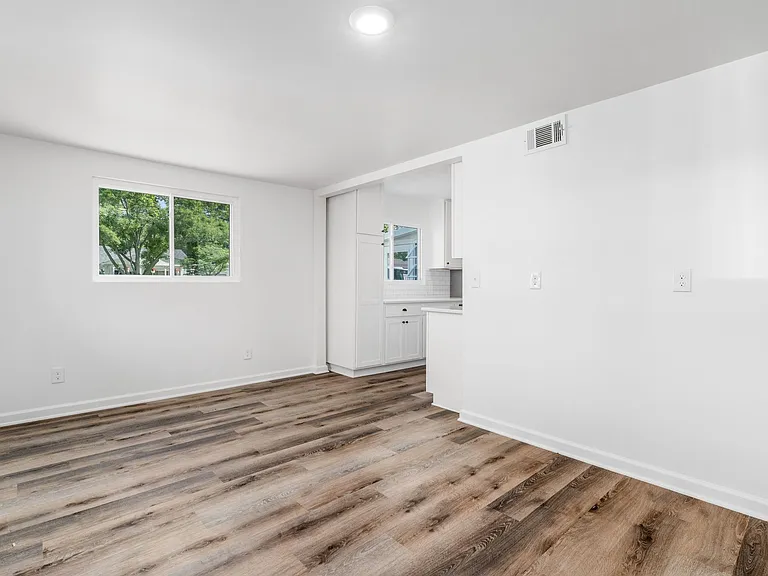 4363 Allen Dr — Photo 19