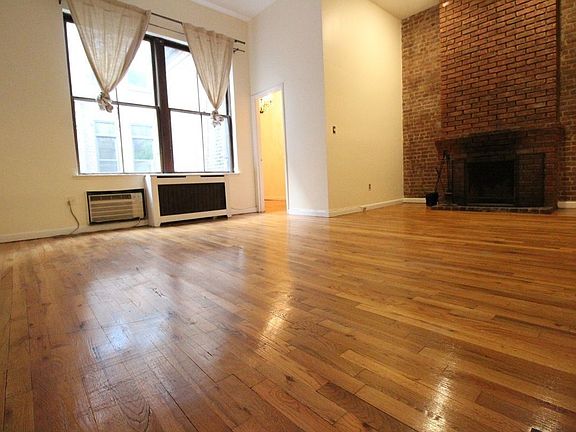 2nd image of 61 W 73rd St #2BB