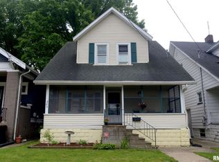 304 E Thrush Ave, Peoria, IL 61603