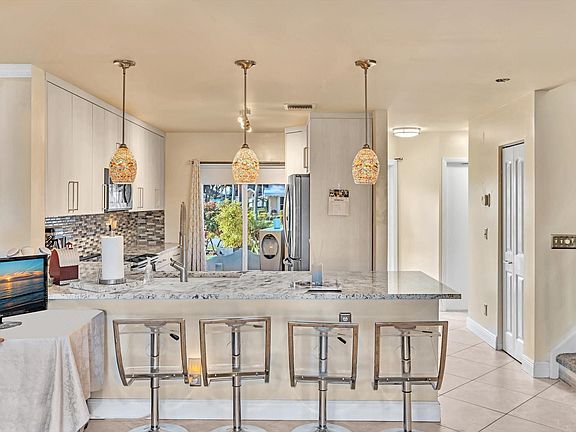 5th image of 1235 NW 51st St #0