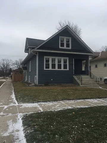 2101 S 6th Ave photo 1