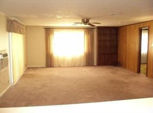 1216 W Pine River Rd, Breckenridge, MI 48615