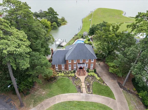 4007 Arrowhead Point Ct, Virginia Beach, VA 23455