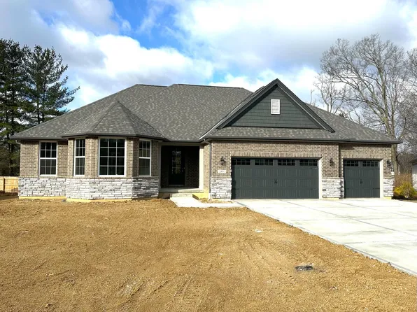 2051 Tall Pines Ln, Cincinnati, OH 45244