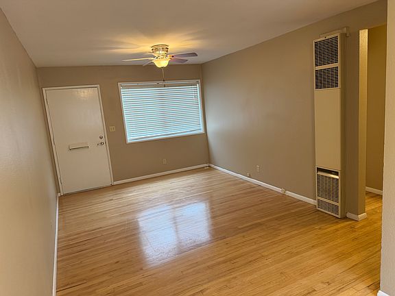 4th image of 3334 SE 55th Ave