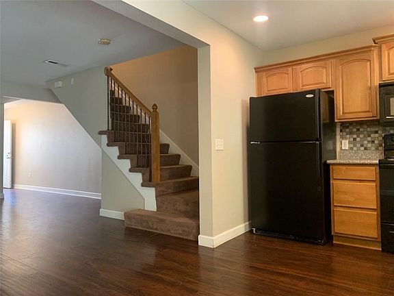 4th image of 21138 Millridge St