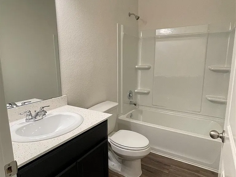 10084 Pappas Dr — Photo 17