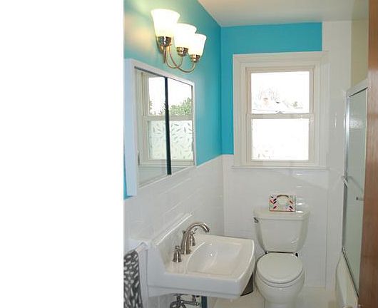 3rd image of 2709 N Robino Dr