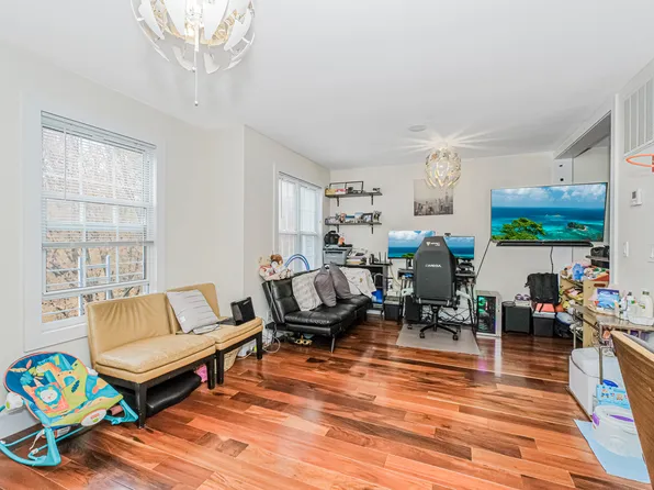 934 Jefferson Avenue image 18 of 36