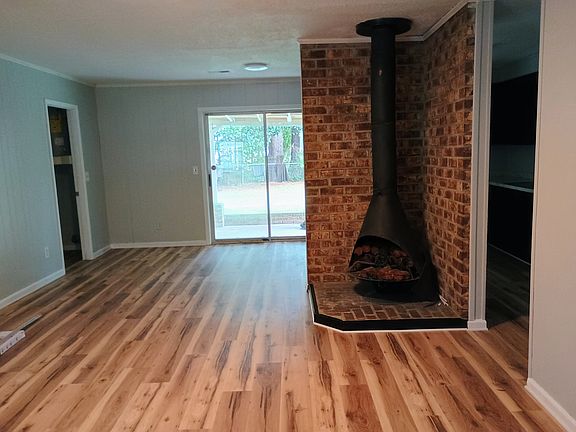 3rd image of 1116 Maryland Dr