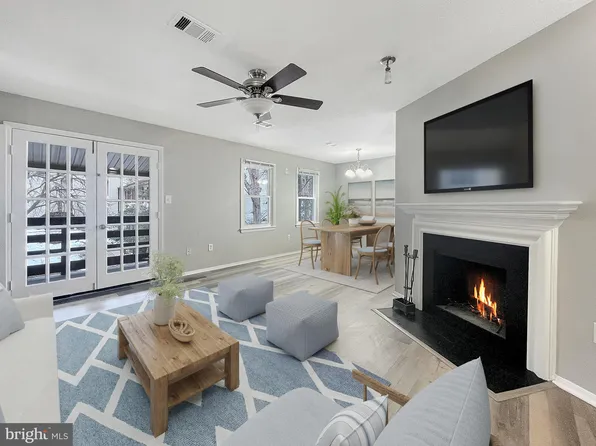 2841 Chablis Cir, Woodbridge, VA 22192