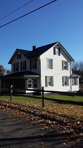 1st image of 755 Orange St