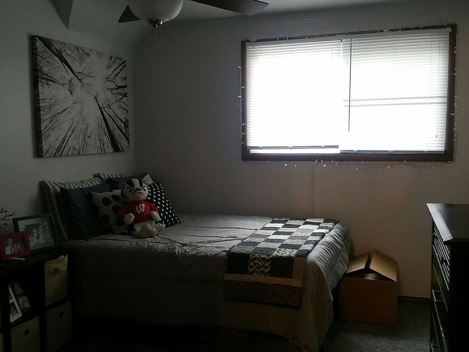 2nd image of 120 N Michigan St APT 1