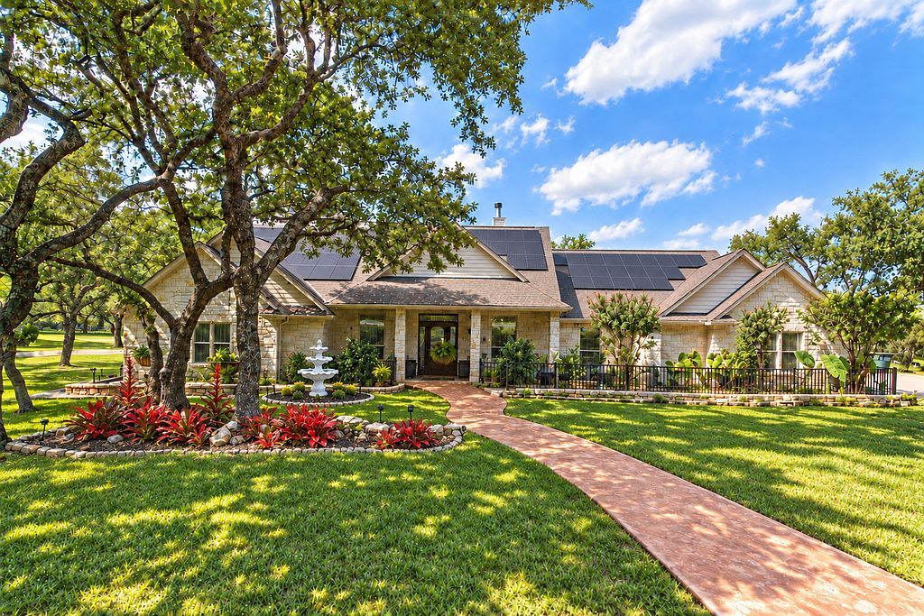 400 Bedford Dr - Property Image