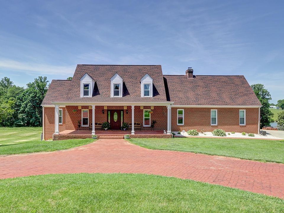 1st image of 102 Harmony Ln