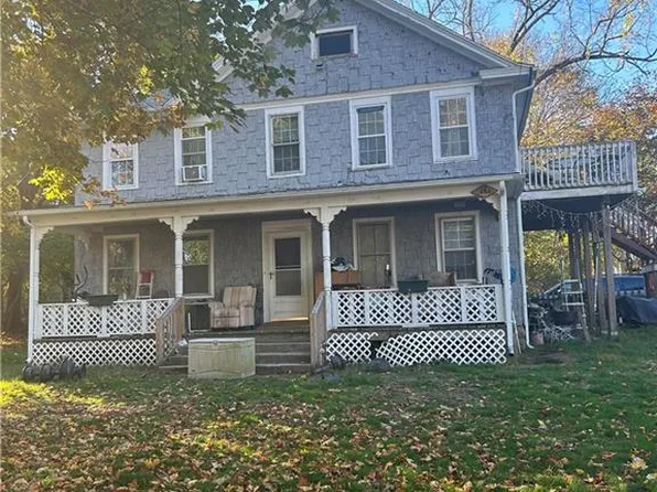 484 High St, South Kingstown, RI 02879