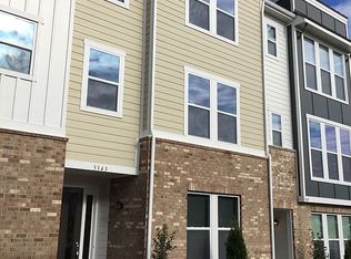 3343 Bending Birch Pl, Charlotte, NC 28206