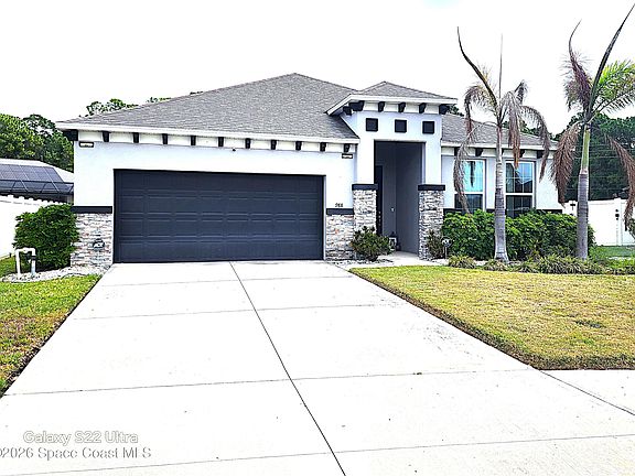 2nd image of 988 Corbin Cir SW