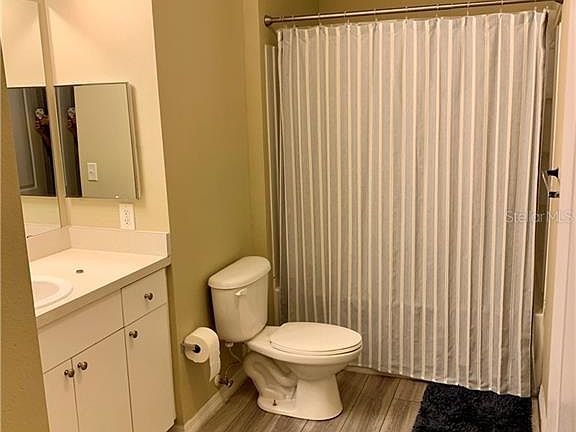 5th image of 1710 Villa Capri Cir APT 313