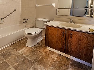2nd image of 103 Nelson Cir
