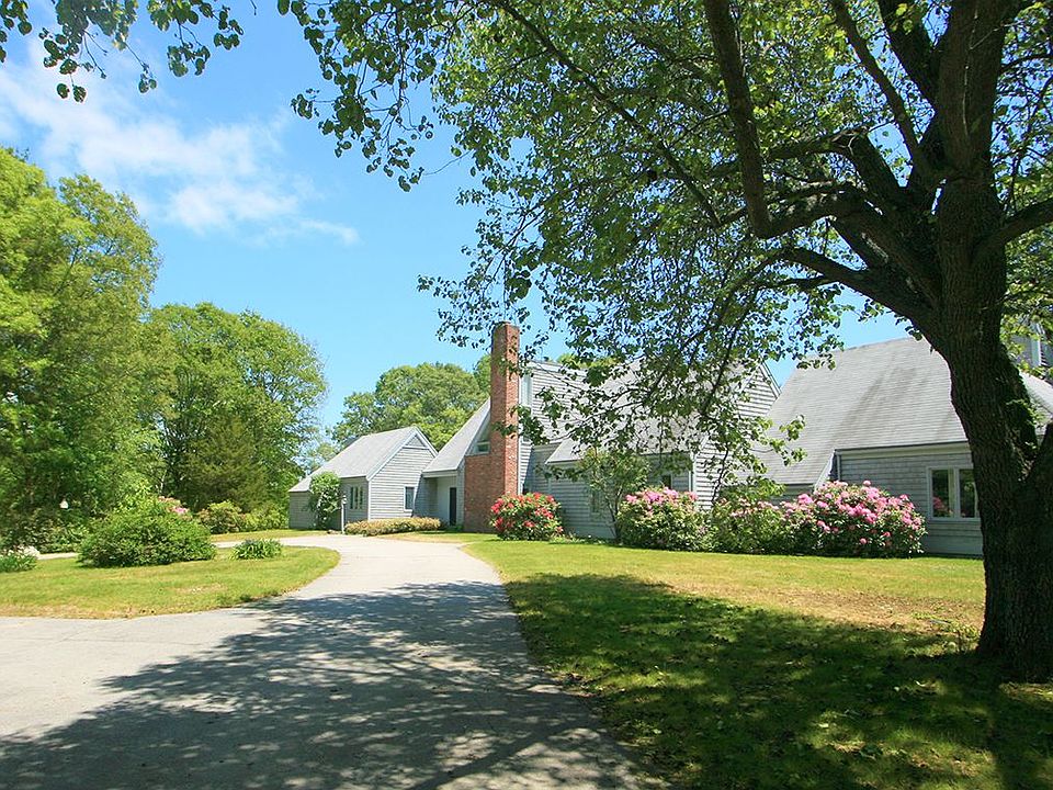 41 Grapevine Rd, Wenham, MA 01984 Zillow