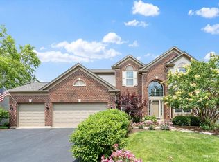 311 Parker Pl, Oswego, IL