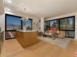 400 S Broadway Ave #2910, Los Angeles, CA 90013