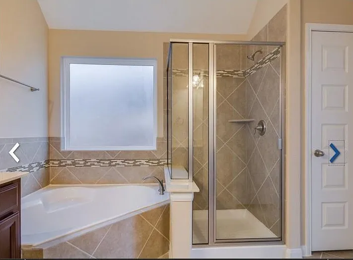 15310 Montreal Dr — Photo 12