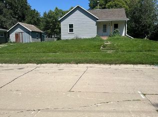 1510 16th Ave, Eldora, IA 50627