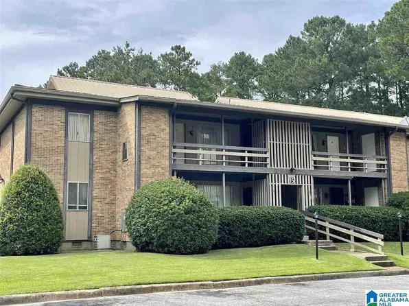 2812 Georgetown Dr Unit 1511, Hoover, AL 35216