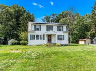 14 Raritan Ave, Ledgewood, NJ 07852