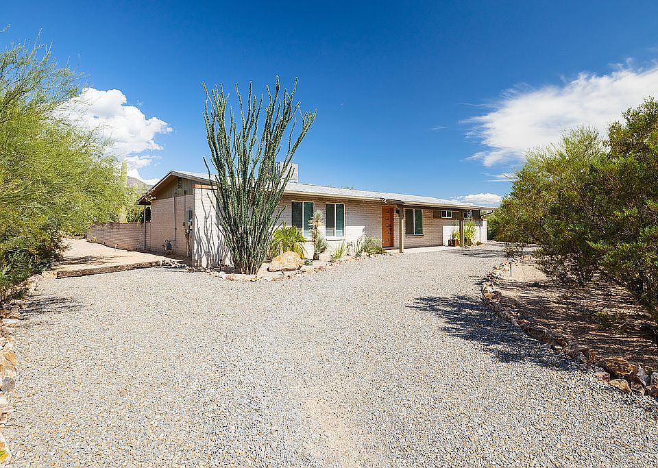 1st image of 720 W Paseo Norteno
