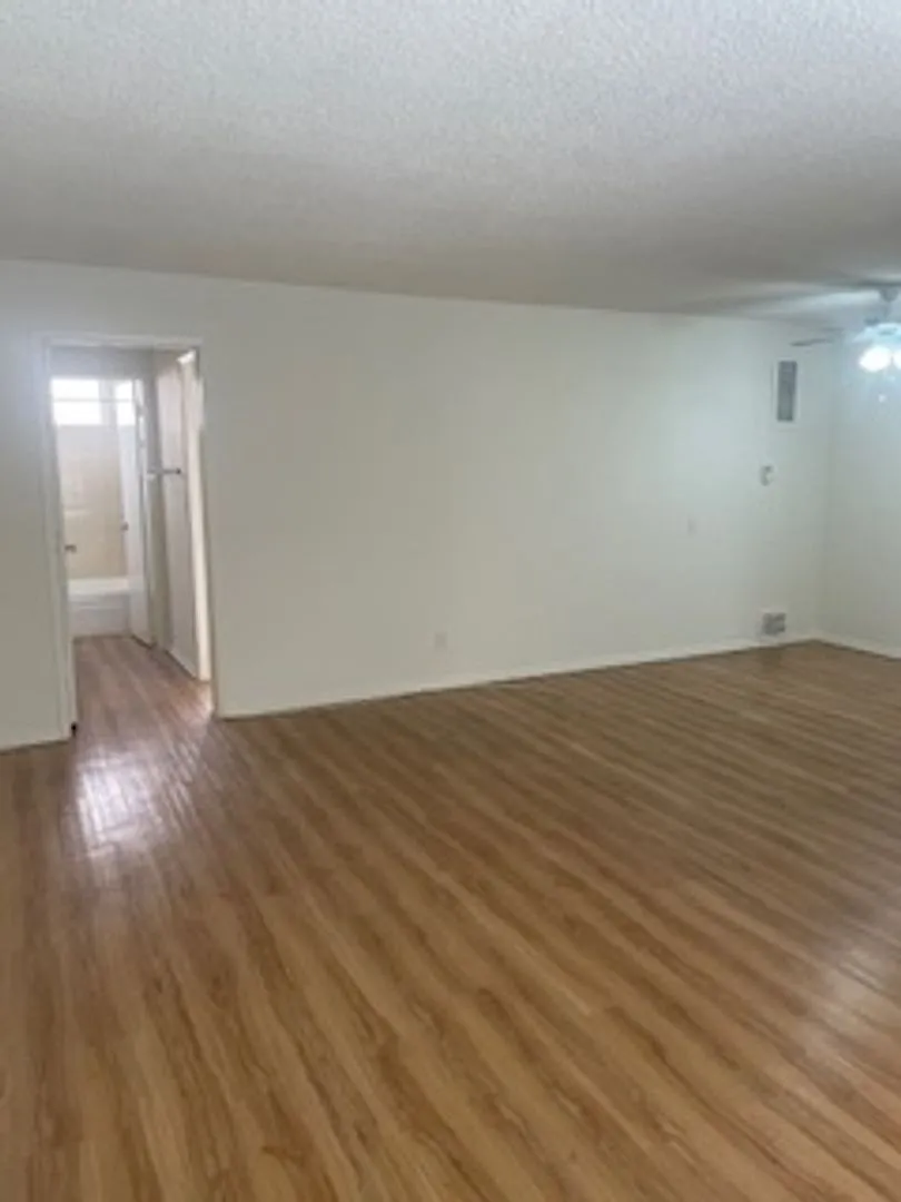 518 Raymond Ave. — Photo 1