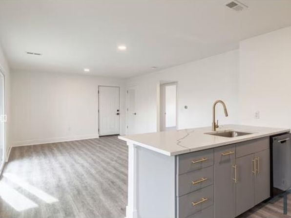 325 W Parkwood Dr #5