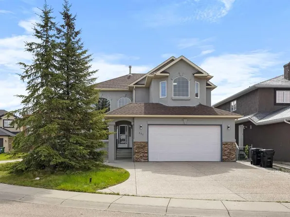 151 NW Coral Shores Lndg NE, Calgary, AB T3J 3J7