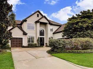 11519 Legend Manor Dr, Houston, TX 77082