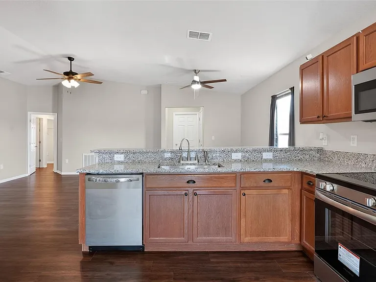 780 Overlook Grove Dr — Photo 12