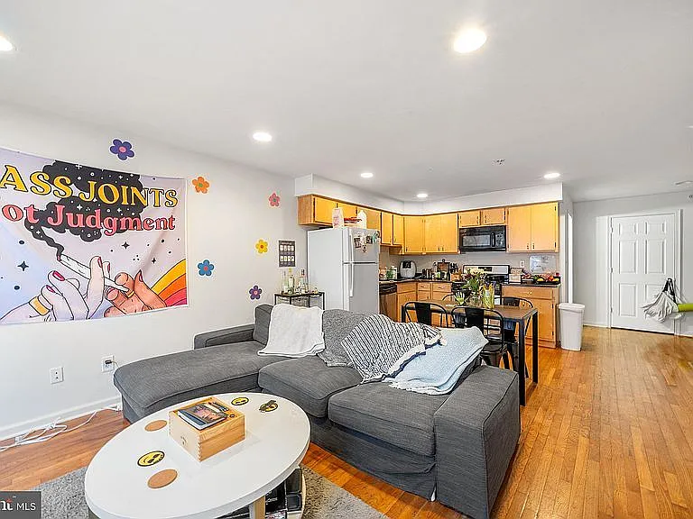1804 N 18th St #1A — Photo 2