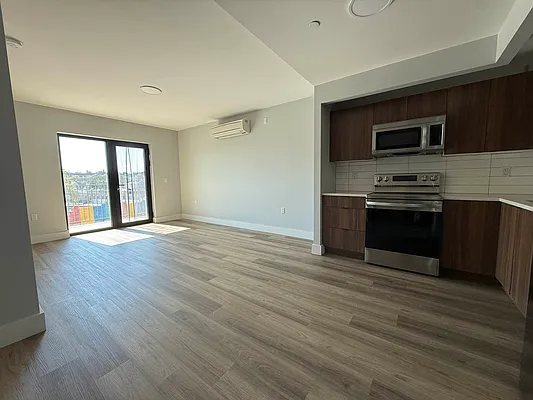 Rented by ERNY LLC | media 1