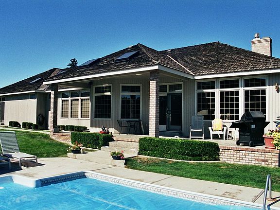 Beautiful back yard and pool
