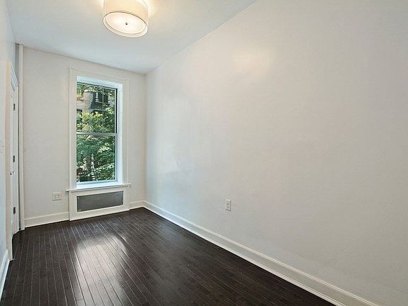 5th image of 172 E 80th St APT 2A