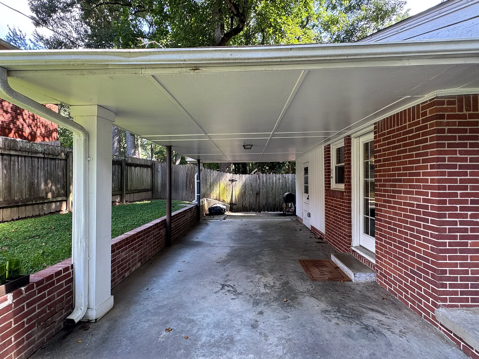 3 bed, 1144 sqft, $2,750 — Photo 4