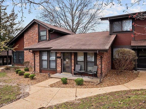 2nd image of 1050 Humber Cir