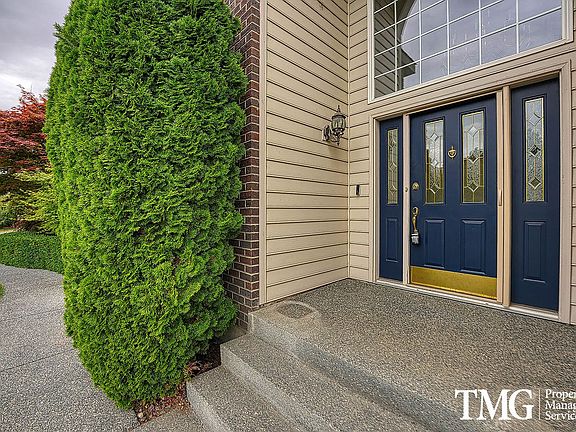 4th image of 1259 Llandwood Ave