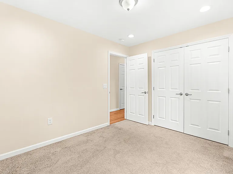 18 Grant Rd — Photo 33