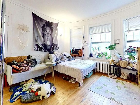 2nd image of 4608-12 N Hermitage Ave #4610-1W